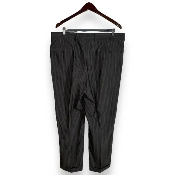 Samuelsohn Gable Gray Striped Super 130s Suit Size 44R